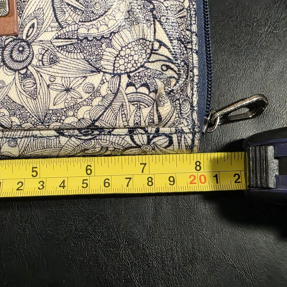 Sakroots Navy Spirit Desert Artist Circle Wtistlet Crosssbody No Strap